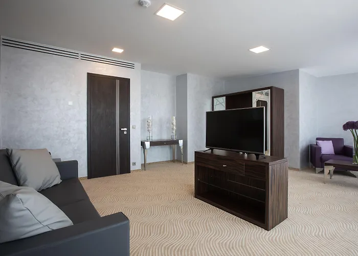 Wenceslas Hotel&apartments 4*