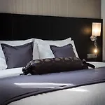 Wenceslas & Aparthotel Prague