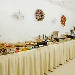 Aparthotel Wenceslas & 4*