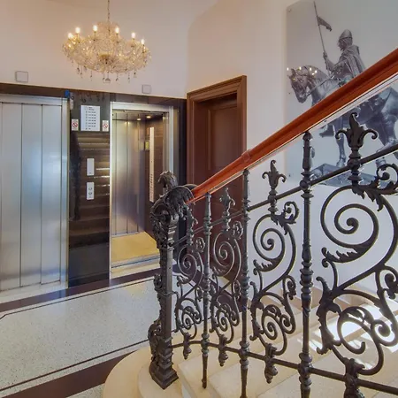Wenceslas & Aparthotel
