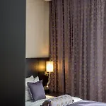 Ξενοδοχείο με διαμερίσματα Wenceslas & 4*