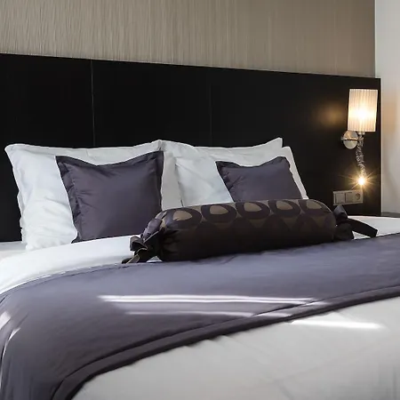 Hotel Myo Wenceslas 4*