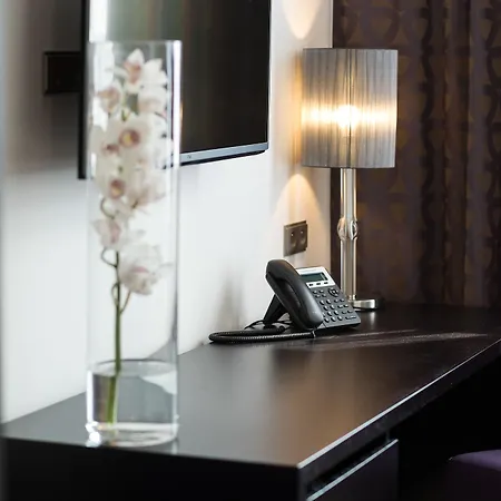 Myo Wenceslas Hotel