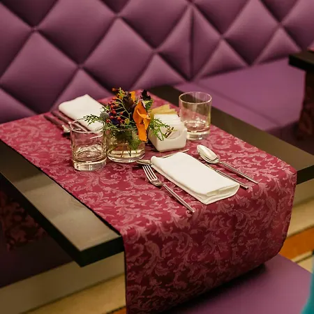 Hotel Myo Wenceslas 4*