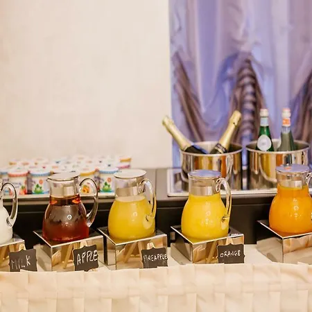 Myo Wenceslas Hotel